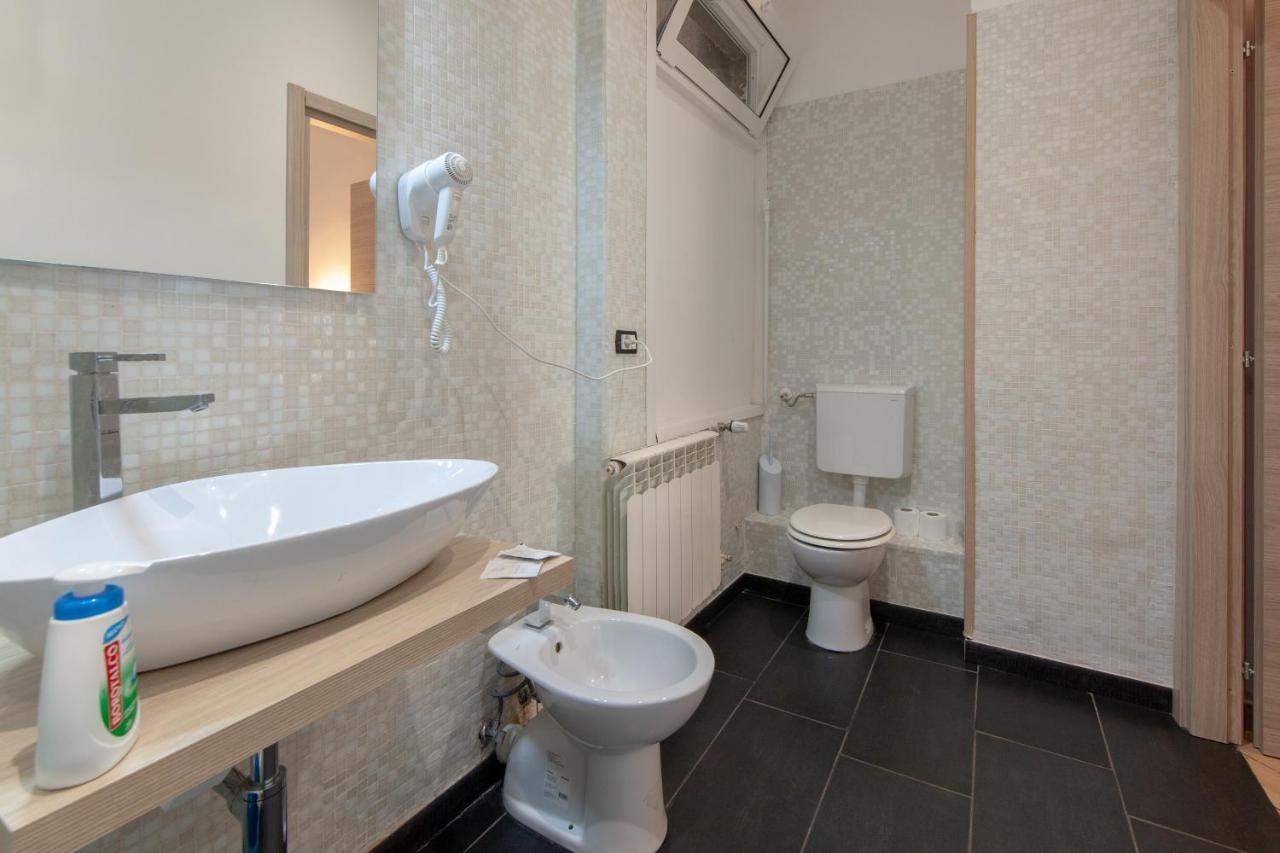 Hotel Genziana Genoa Luaran gambar